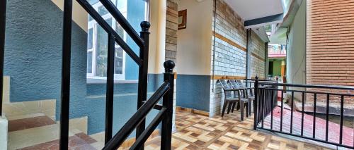 Sargam Stays Kasol,,2 star