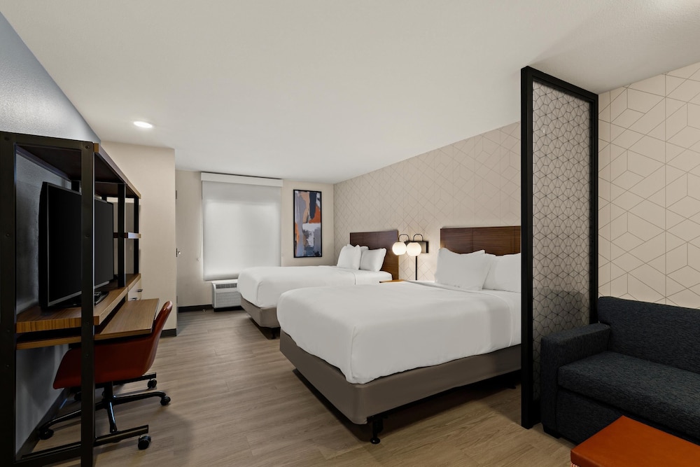 everhome suites yuma east i 8