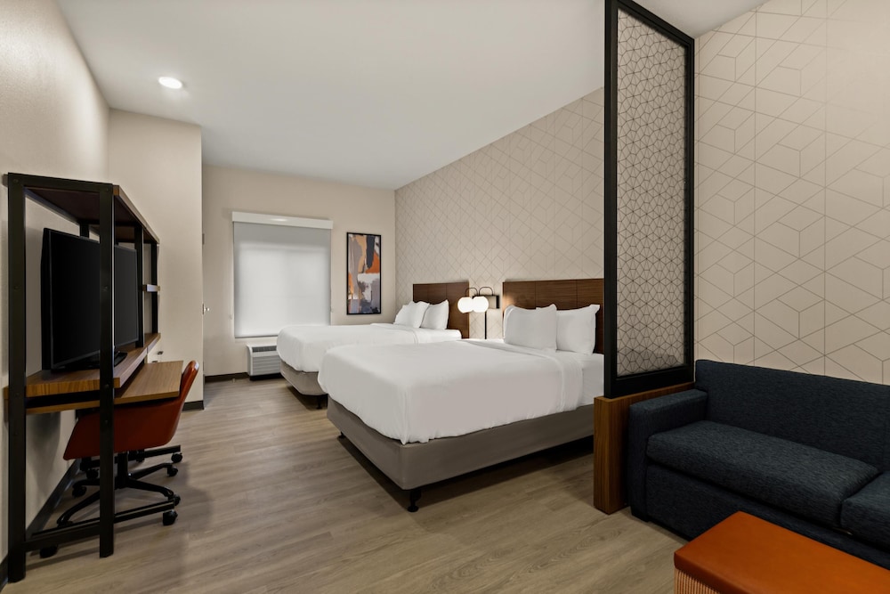 everhome suites yuma east i 8