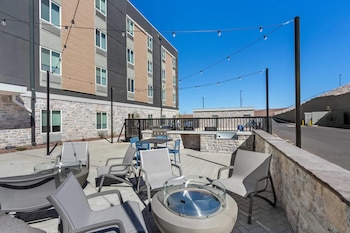 everhome suites yuma east i 8