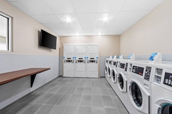 everhome suites yuma east i 8