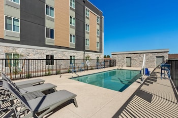 everhome suites yuma east i 8