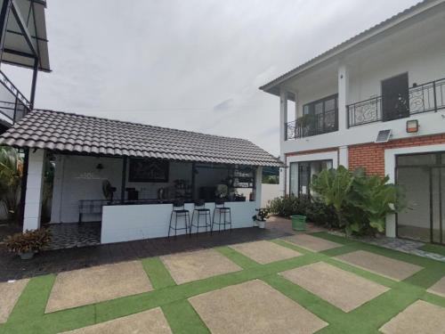 aeden villa roomstay and homestay