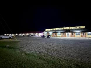 zero 100 motor inn