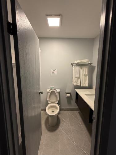 zero 100 motor inn