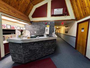 zero 100 motor inn