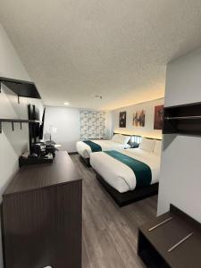 zero 100 motor inn