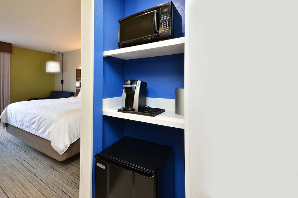 holiday inn express raleigh durham airport by ihg