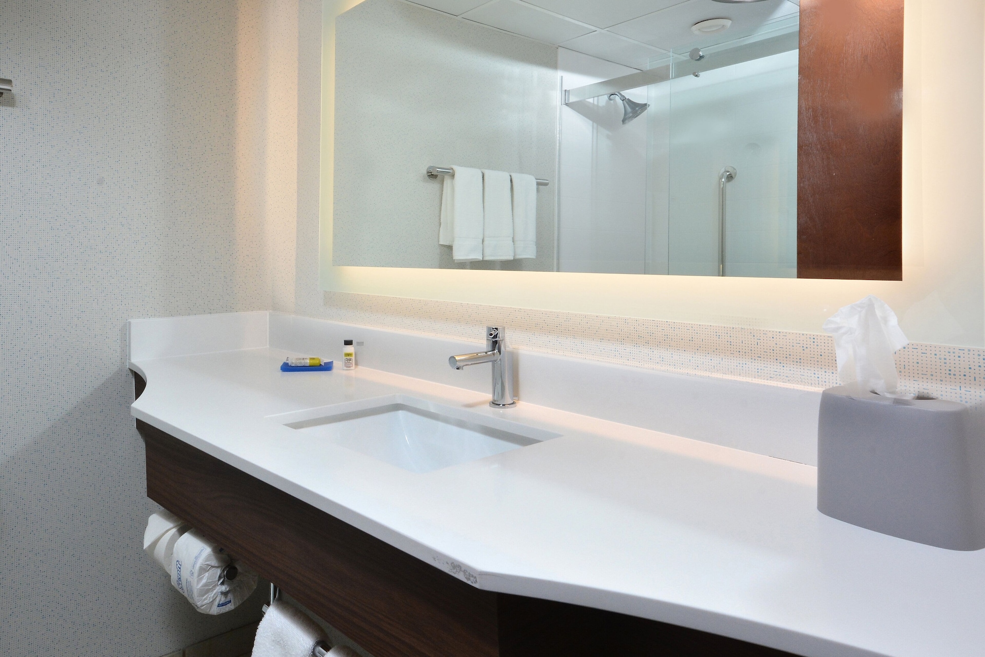 holiday inn express raleigh durham airport by ihg