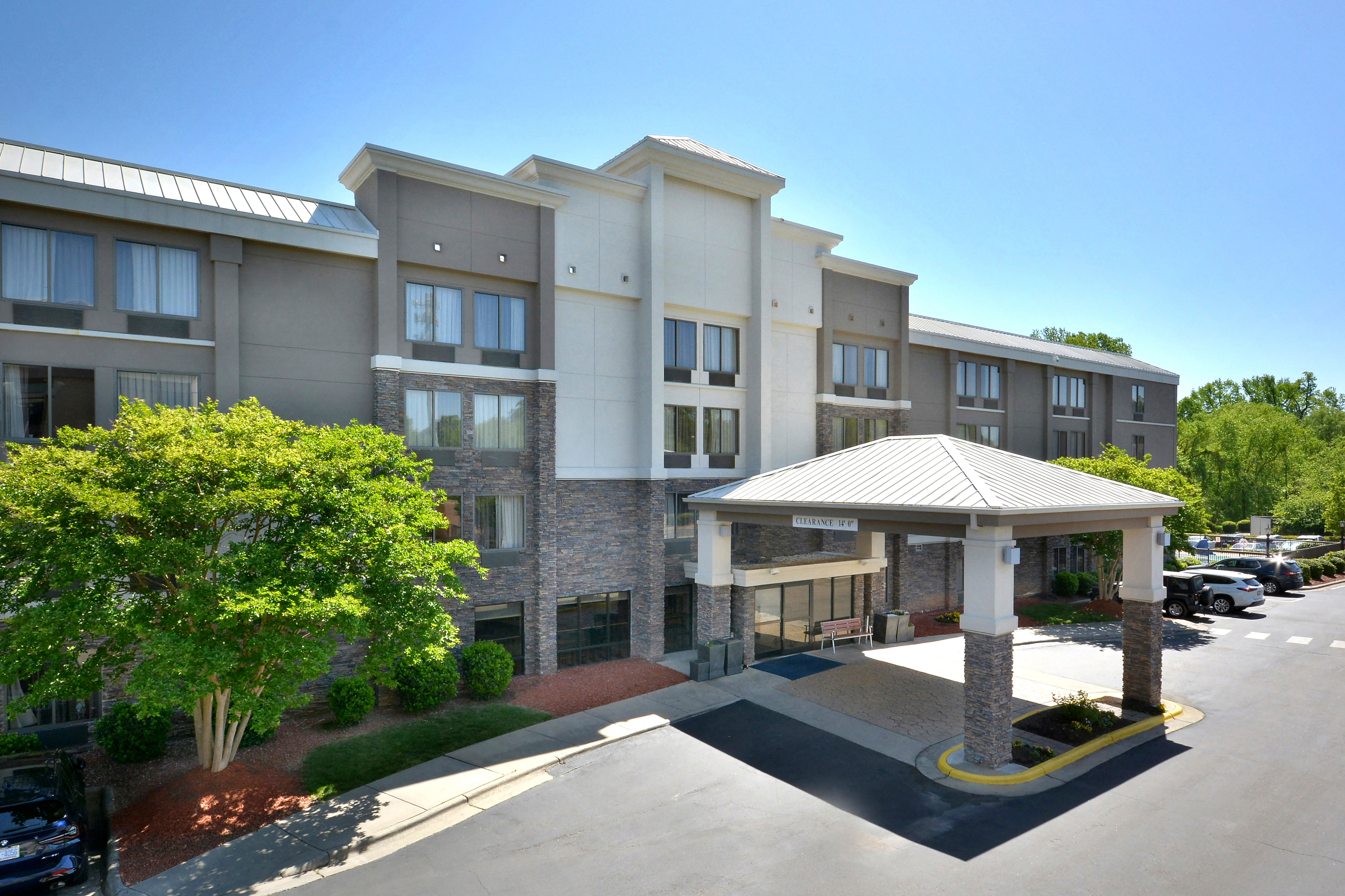 holiday inn express raleigh durham airport by ihg