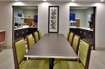 holiday inn express raleigh durham airport by ihg