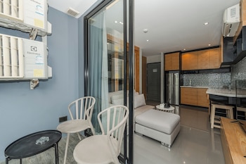 city gate great facilities 600m to beach