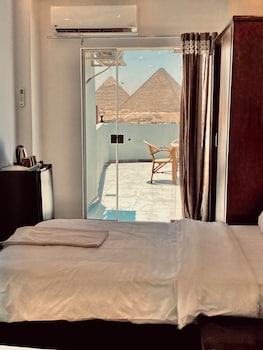 enjoy giza pyramids hotel