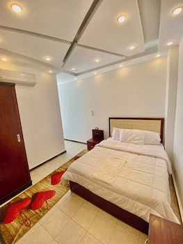 enjoy giza pyramids hotel
