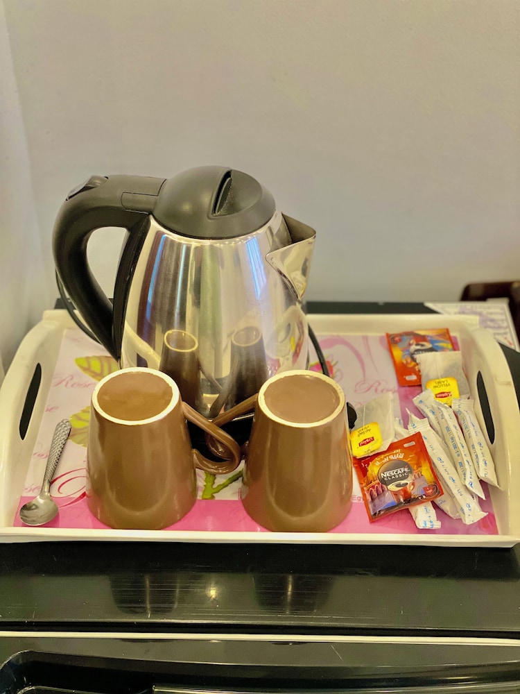 enjoy giza pyramids hotel