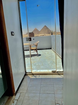 enjoy giza pyramids hotel