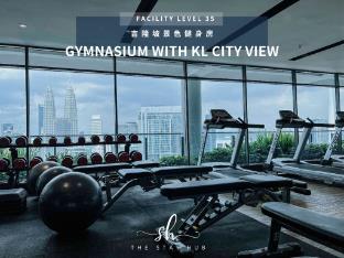 the colony luxe klcc view sky pool