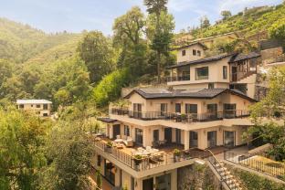 amaraya by larisa nainital