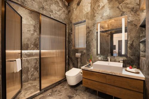 amaraya by larisa nainital