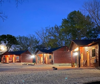 The Woods Lodging,,2 star