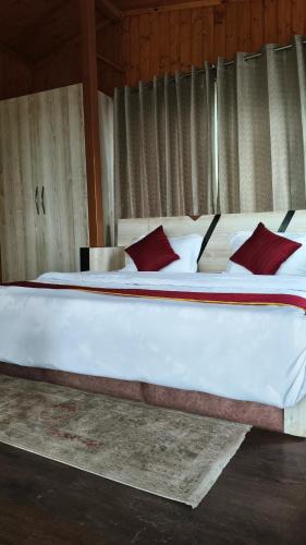 Mountain Bnb Hartola Uttarakhand,,3 star