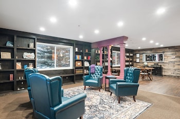 Library Inn Llc,,2 star