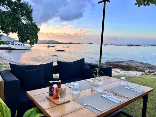 vows villa beachfront