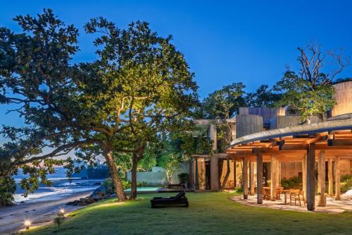 vows villa beachfront