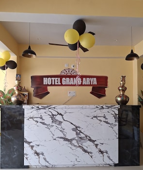 hotel grand arya
