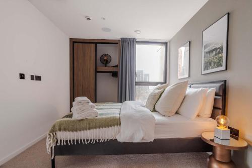 midori suite 2br city views
