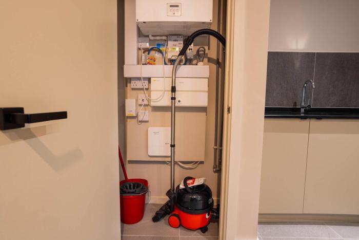 verdana suite 1bd flat near centre