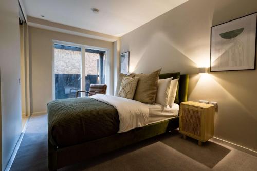 verdana suite 1bd flat near centre