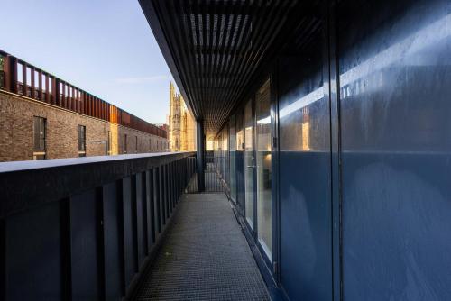 verdana suite 1bd flat near centre