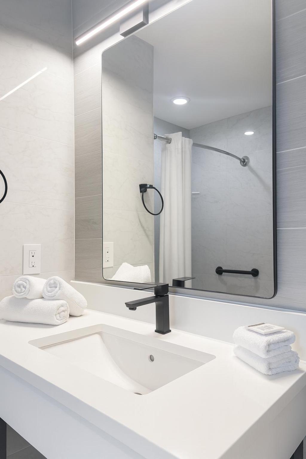 bkway hotel brooklyn