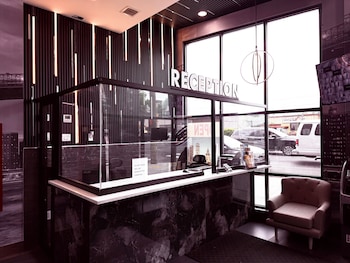 Bkway Hotel Brooklyn,,2 star