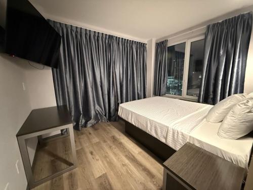 bkway hotel brooklyn