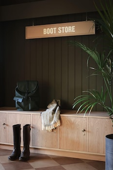 The Highwayman Hotel,,3 star