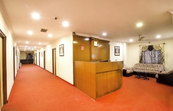 Hotel Royal Inn,,3 star