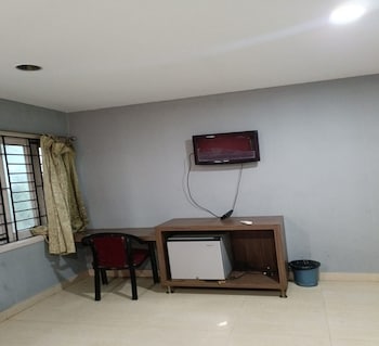 elite residency pallavaram