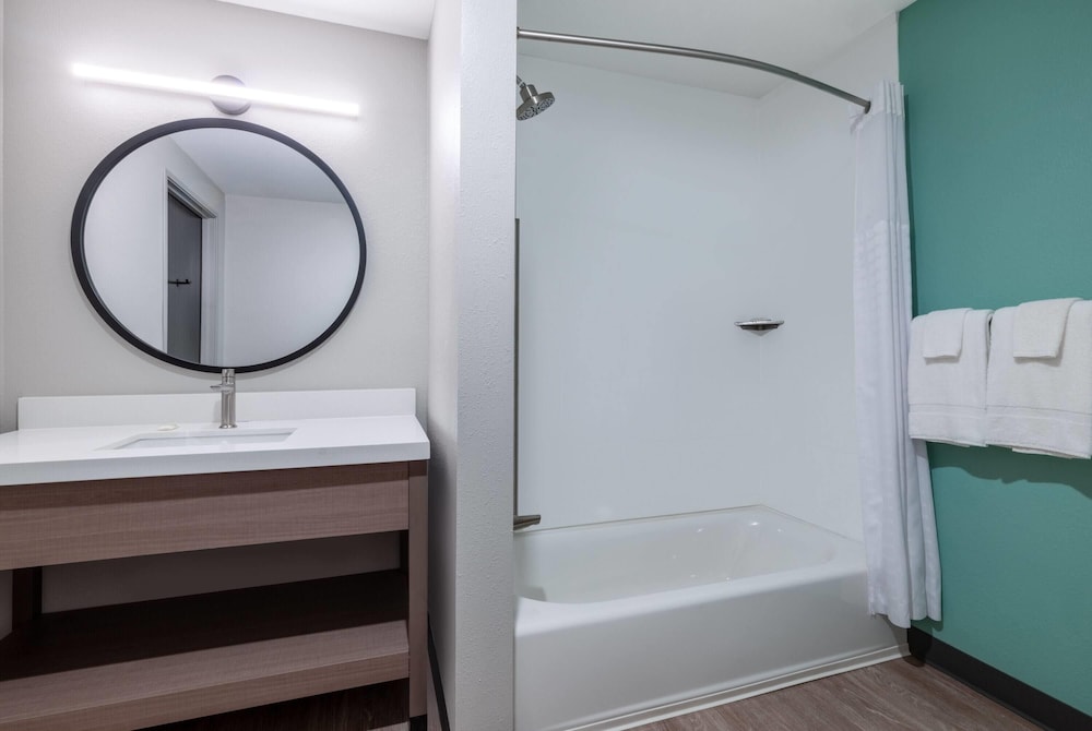 echo suites extended stay by wyndham houston pasadena fwy pl
