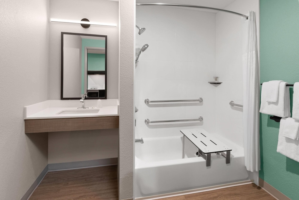 echo suites extended stay by wyndham houston pasadena fwy pl