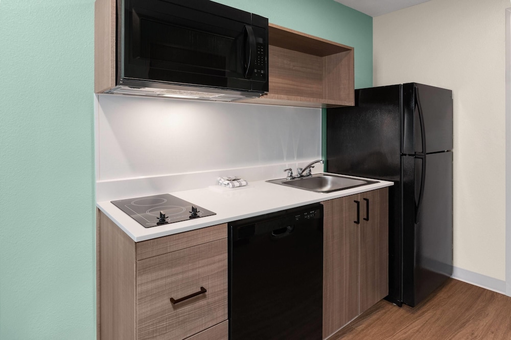 echo suites extended stay by wyndham houston pasadena fwy pl