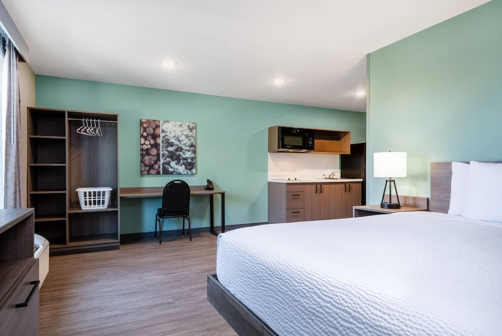echo suites extended stay by wyndham houston pasadena fwy pl