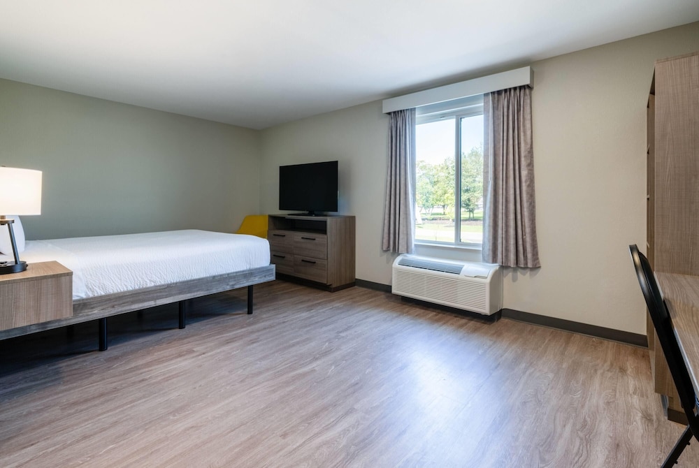 echo suites extended stay by wyndham houston pasadena fwy pl