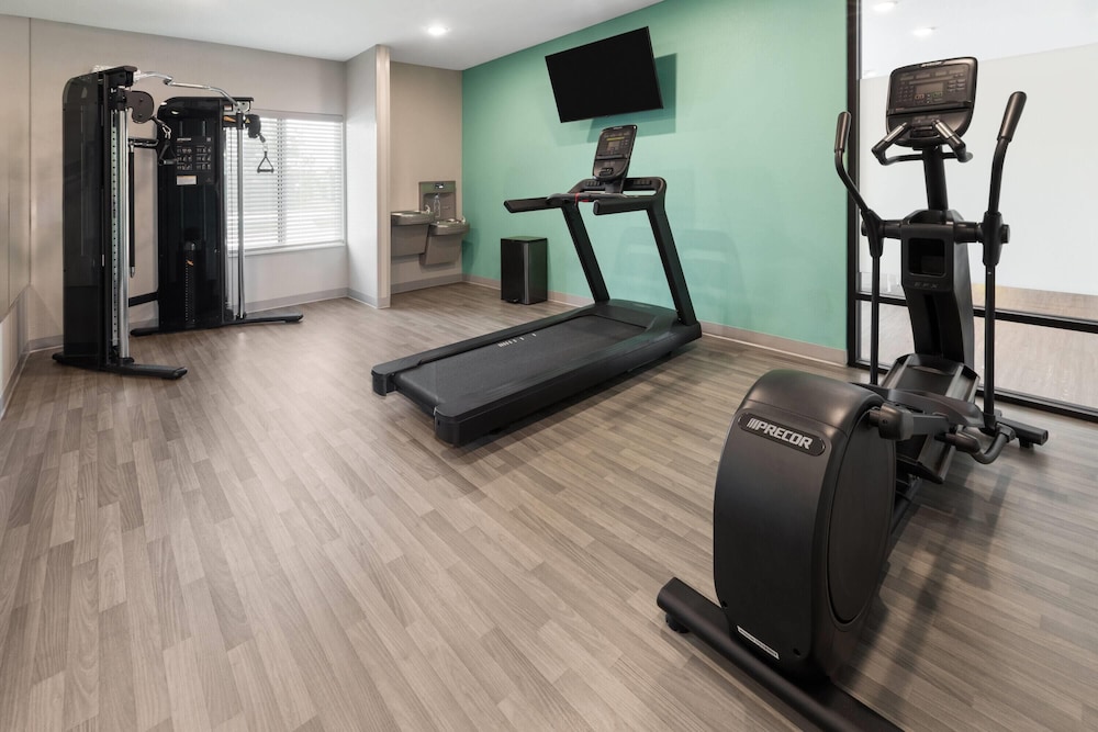 echo suites extended stay by wyndham houston pasadena fwy pl