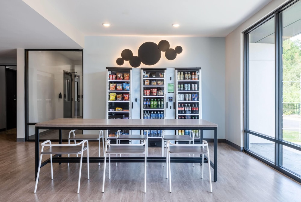 echo suites extended stay by wyndham houston pasadena fwy pl