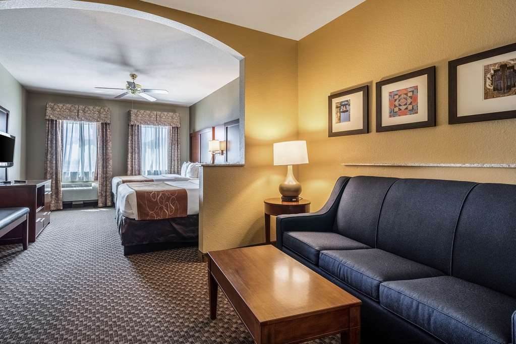 comfort suites near texas state university