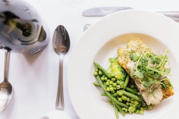 Rooms At 95 Long Street,,3 star