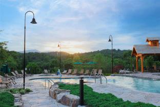 hilton vacation club mill springs lodge pigeon forge