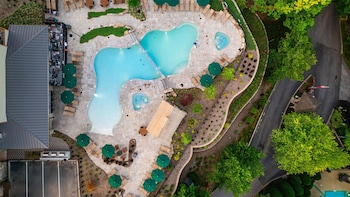 Hilton Vacation Club Mill Springs Lodge Pigeon Forge,,2 star